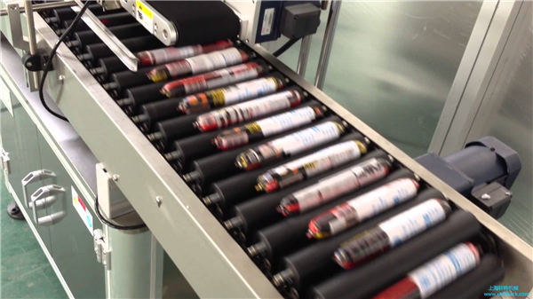 Saltxitxen Labelketa Makina automatikoa, elikadurarekin